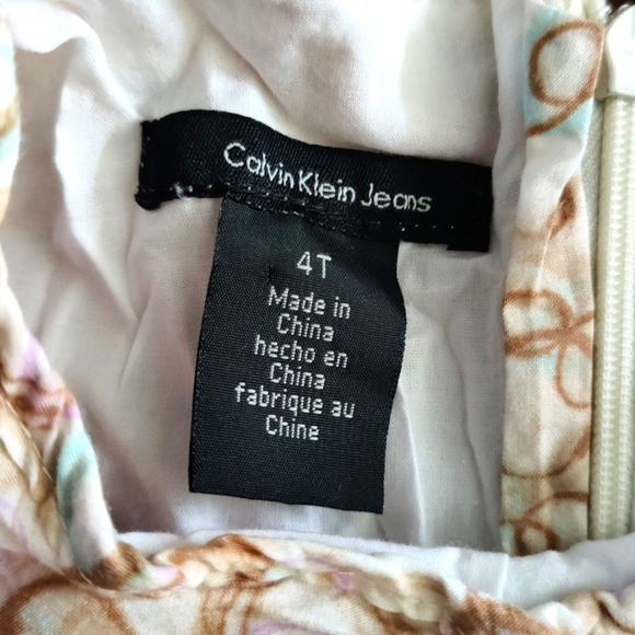 Calvin Klein Jeans, size 4T Ruffle Dress with Brown, Purple, Blue Designs - Picture 4 of 5